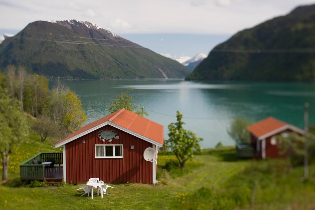 Dragsvik Fjordhotel (Adults Only) Балестранд Экстерьер фото